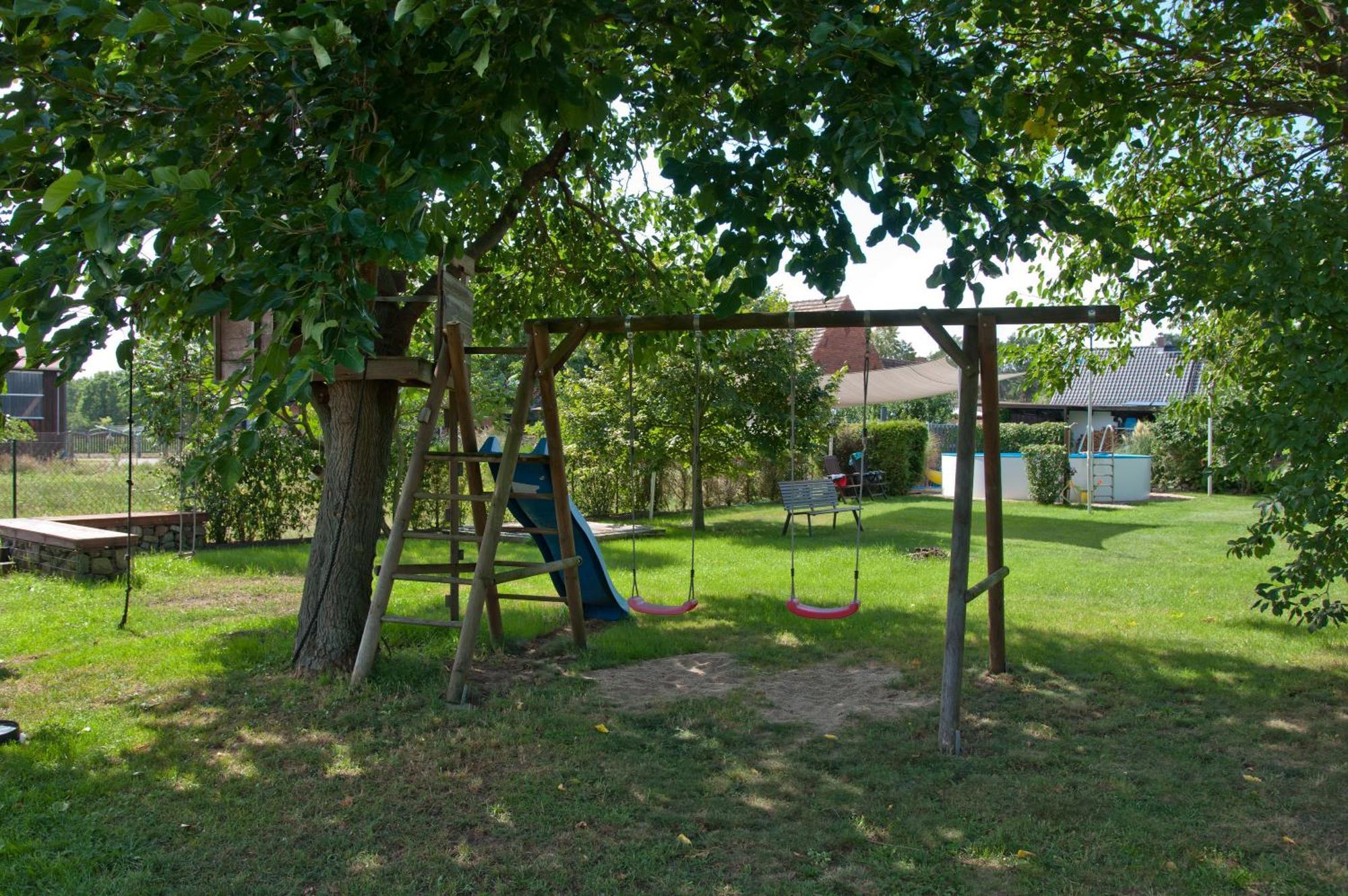 Ferienwohnung Alte Schule เฟทเชา ภายนอก รูปภาพ